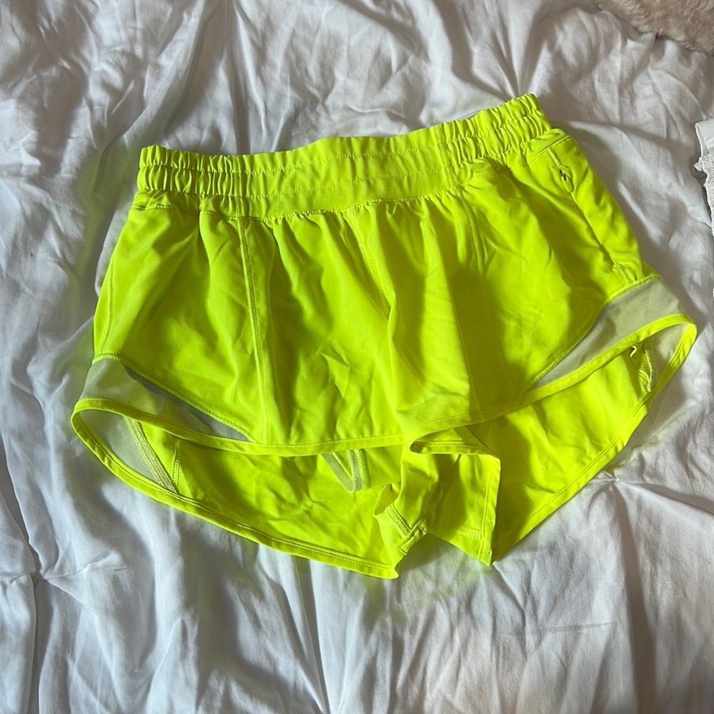 Lululemon Hotty hot shorts 2.5” inseam highlight yellow
